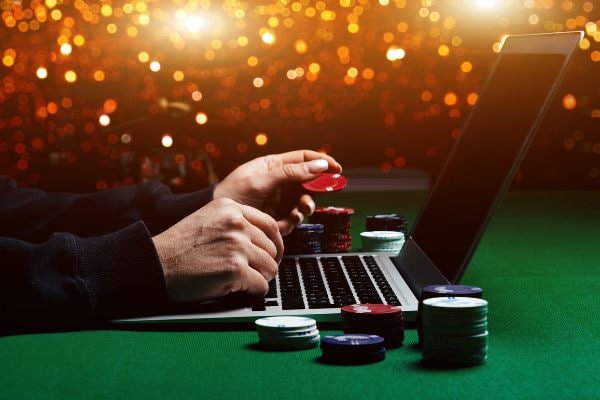 Pengguna Indonesia membuka olxtoto di ponsel